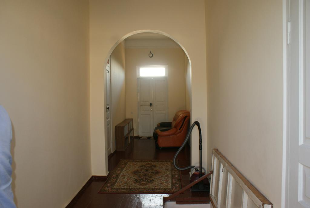 Merabi And Neli Guest House Makhinjauri Δωμάτιο φωτογραφία