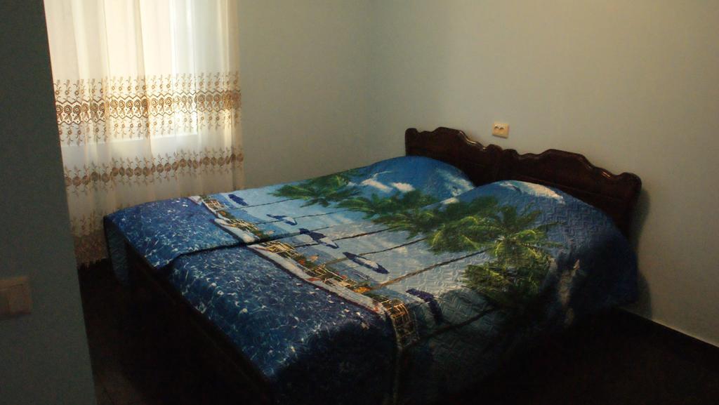 Merabi And Neli Guest House Makhinjauri Εξωτερικό φωτογραφία