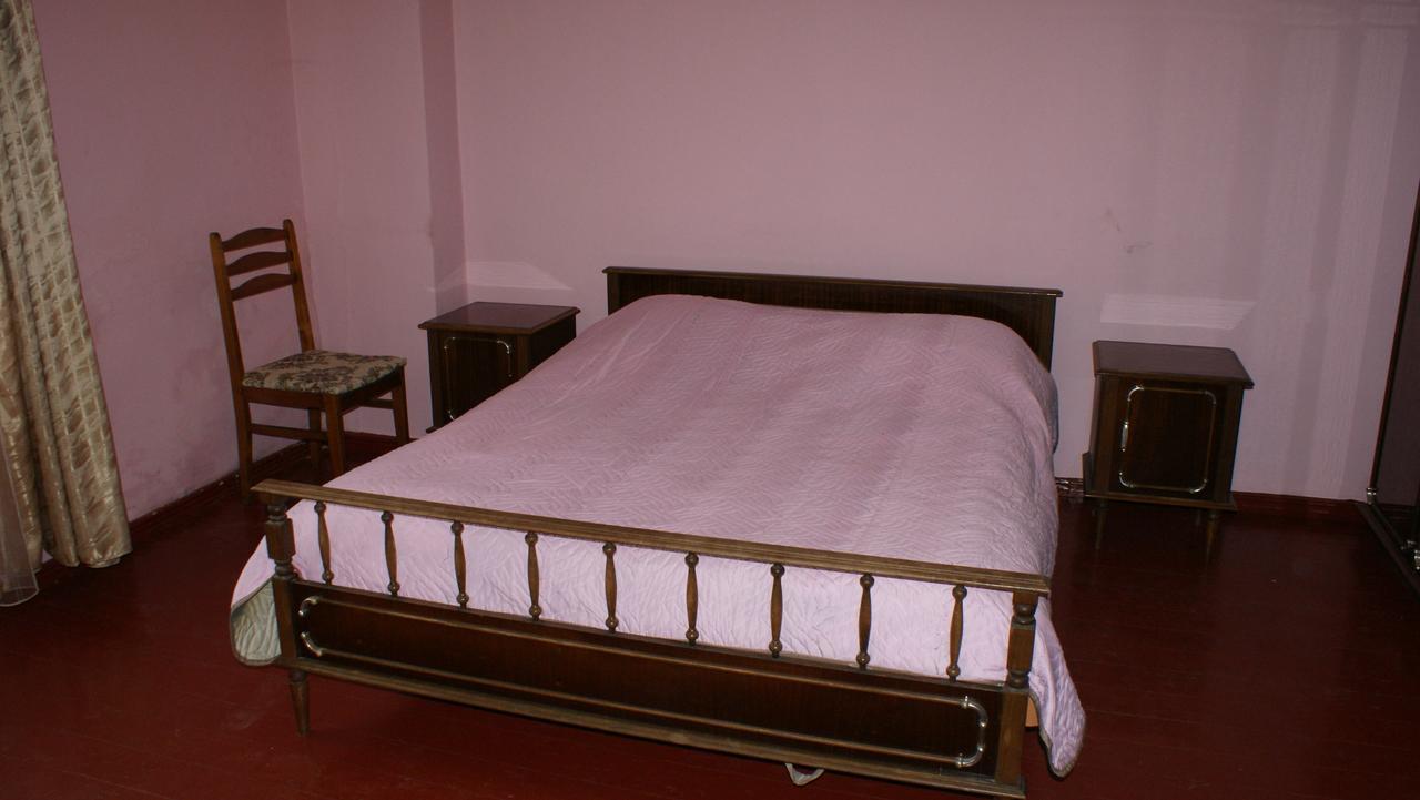 Merabi And Neli Guest House Makhinjauri Εξωτερικό φωτογραφία